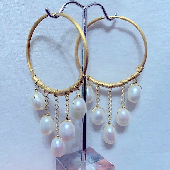 Gold and Freshwater Pearl Hoop Chandelier Earrings - NEW - Picture 1 of 4